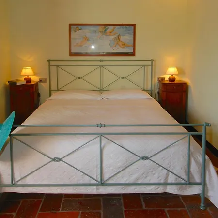 Near With Swimming Pool * Cortona