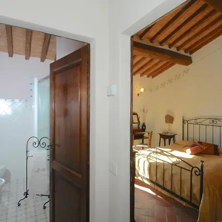 Near With Swimming Pool * Cortona
